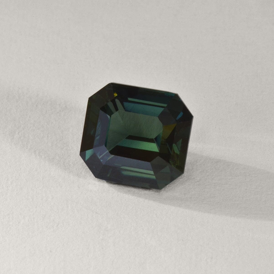 Loose Gemstone - Teal Sapphire